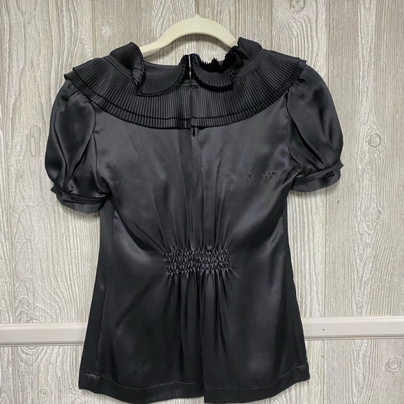 Black Ruffle BCBG Max Azria EUC Size XXS - Picture 2 of 4